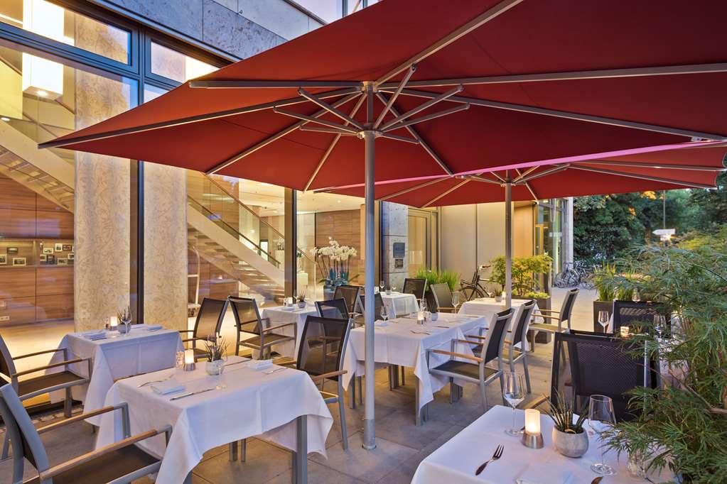 Melia Dusseldorf Hotell Restaurant bilde